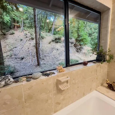 Little House In The Redwoods With A Hot Tub! Apartment Garberville Exterior photo
