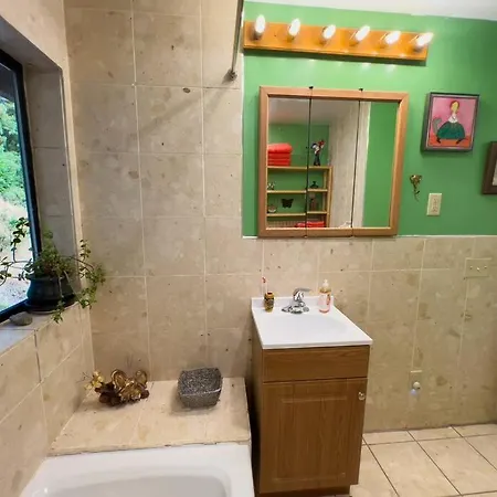 Little House In The Redwoods With A Hot Tub! Apartment Garberville Exterior photo